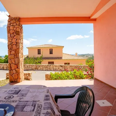 Holiday home Tavolara Ichnos House