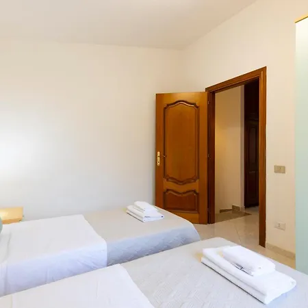 Tavolara Ichnos House * San Teodoro (Sardinia)