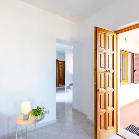Tavolara Ichnos House San Teodoro (Sardinia)